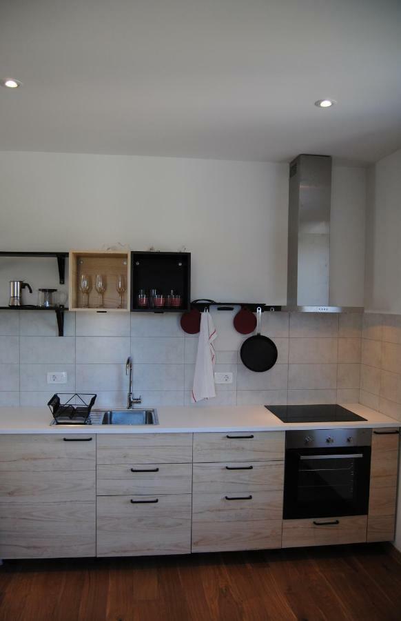 Apartment With Free Parking Liubliana Exterior foto