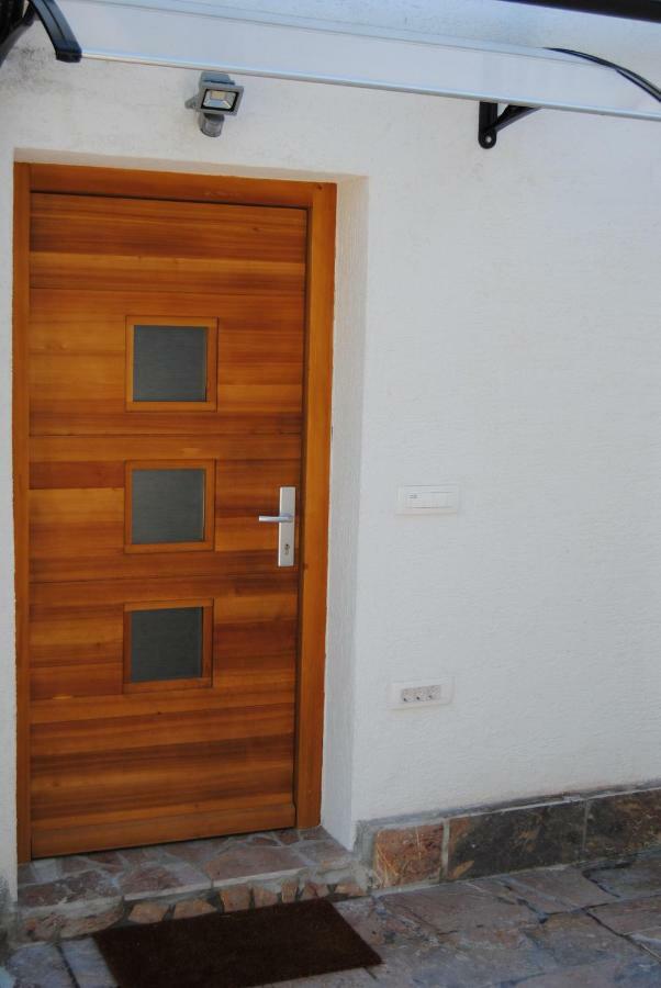 Apartment With Free Parking Liubliana Exterior foto