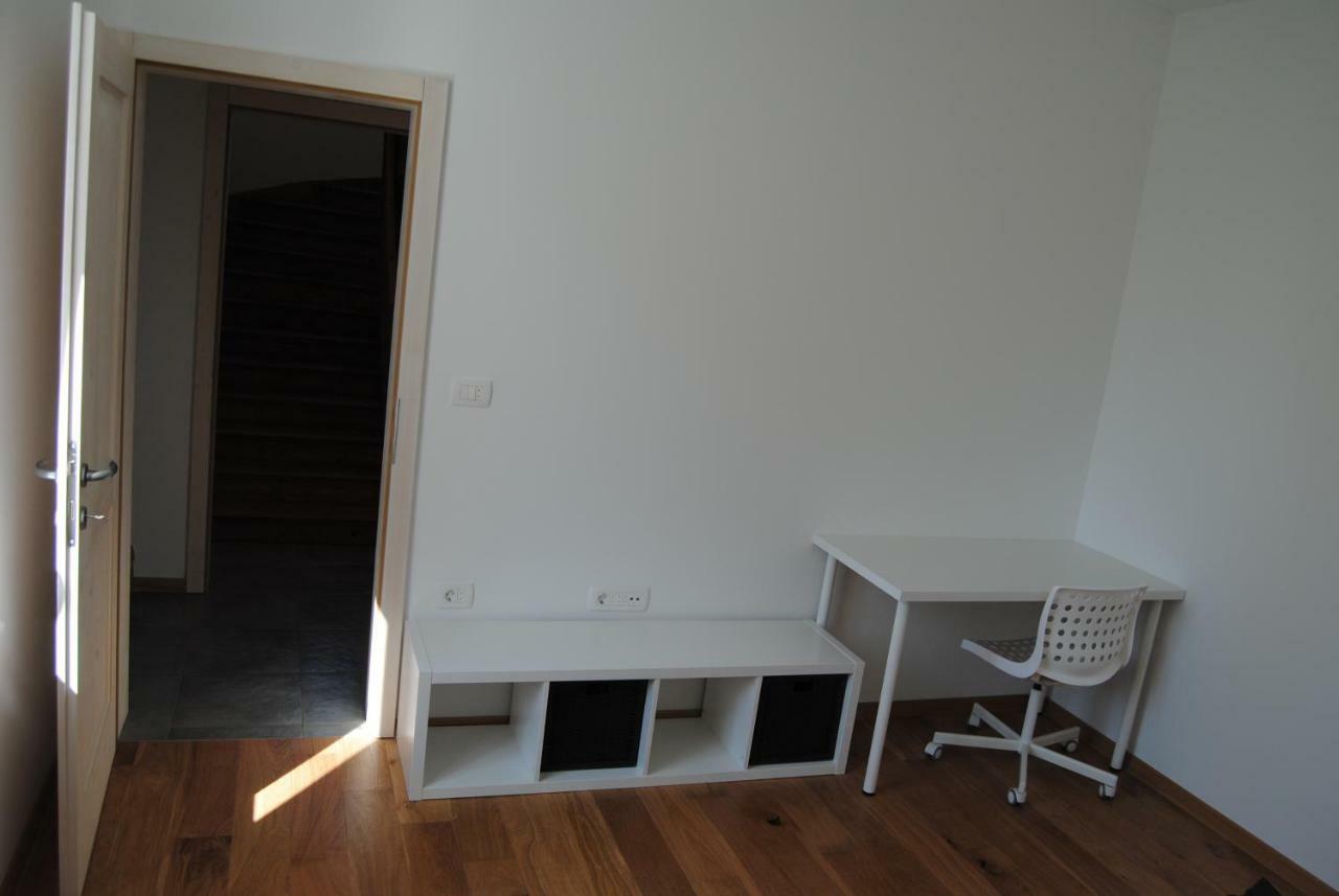 Apartment With Free Parking Liubliana Exterior foto
